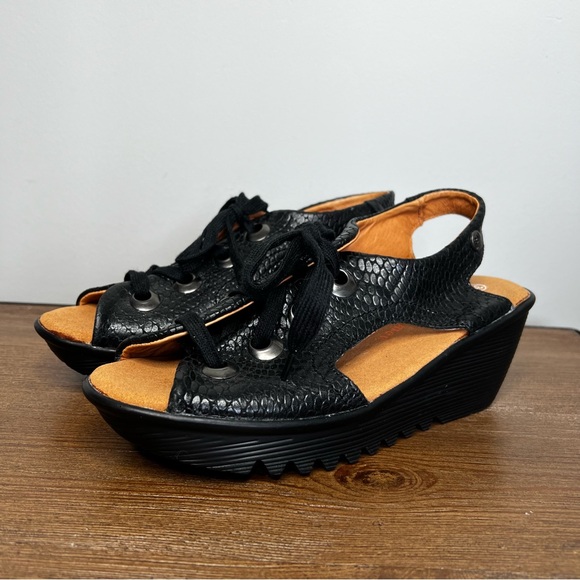 BERNIE MEV. Marcelo Lace Up Black Wedge Sandals Size 8 - Picture 1 of 11